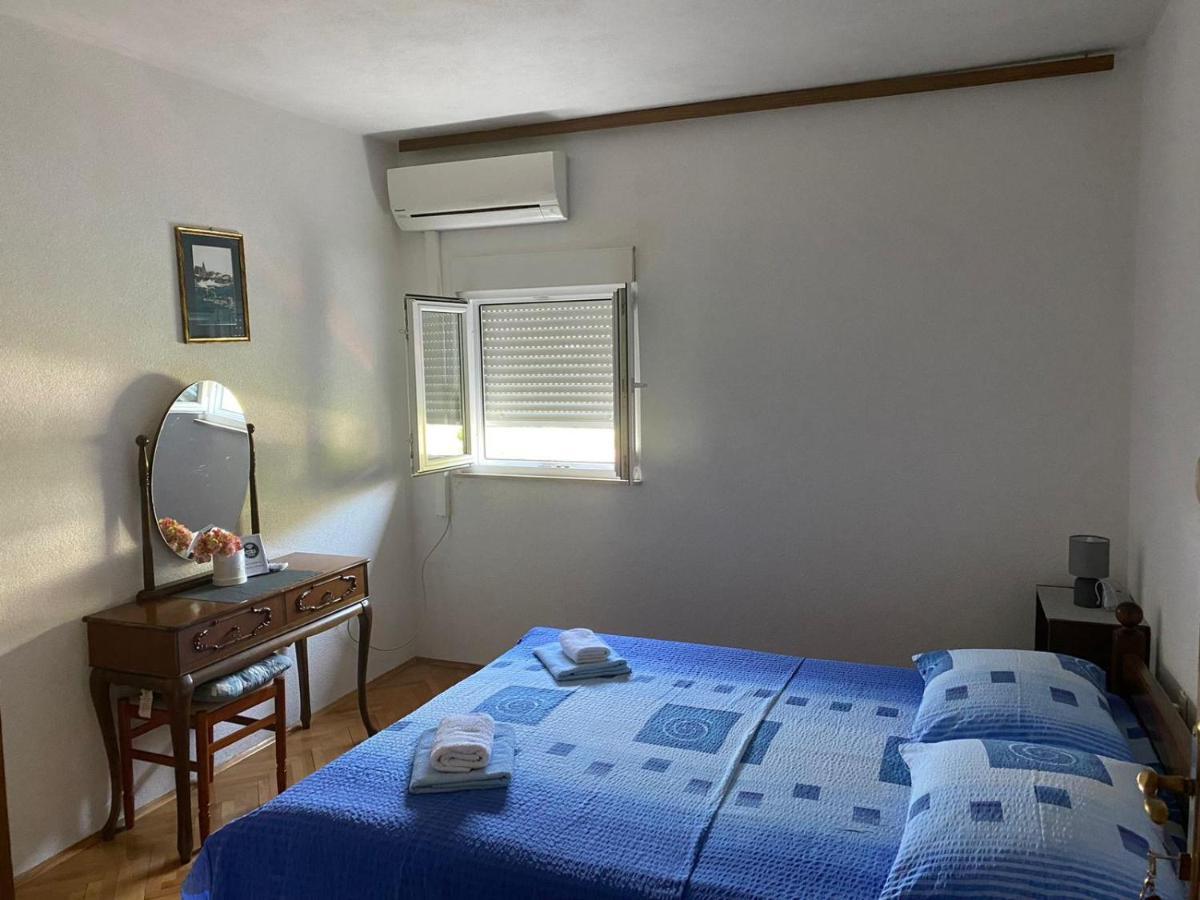 Apartmani Udovicic Trogir Exterior foto